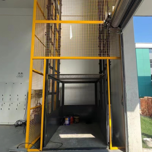 鲤城导轨式升降机助力物流园破解运输难题